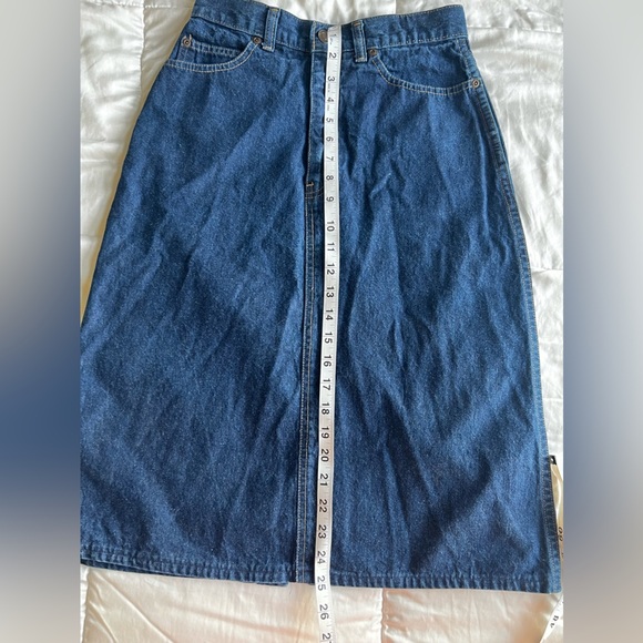 80s Vintage Calvin Klein Denim Skirt | 100% Cotton | Midi Length | Size 6 - Picture 13 of 15